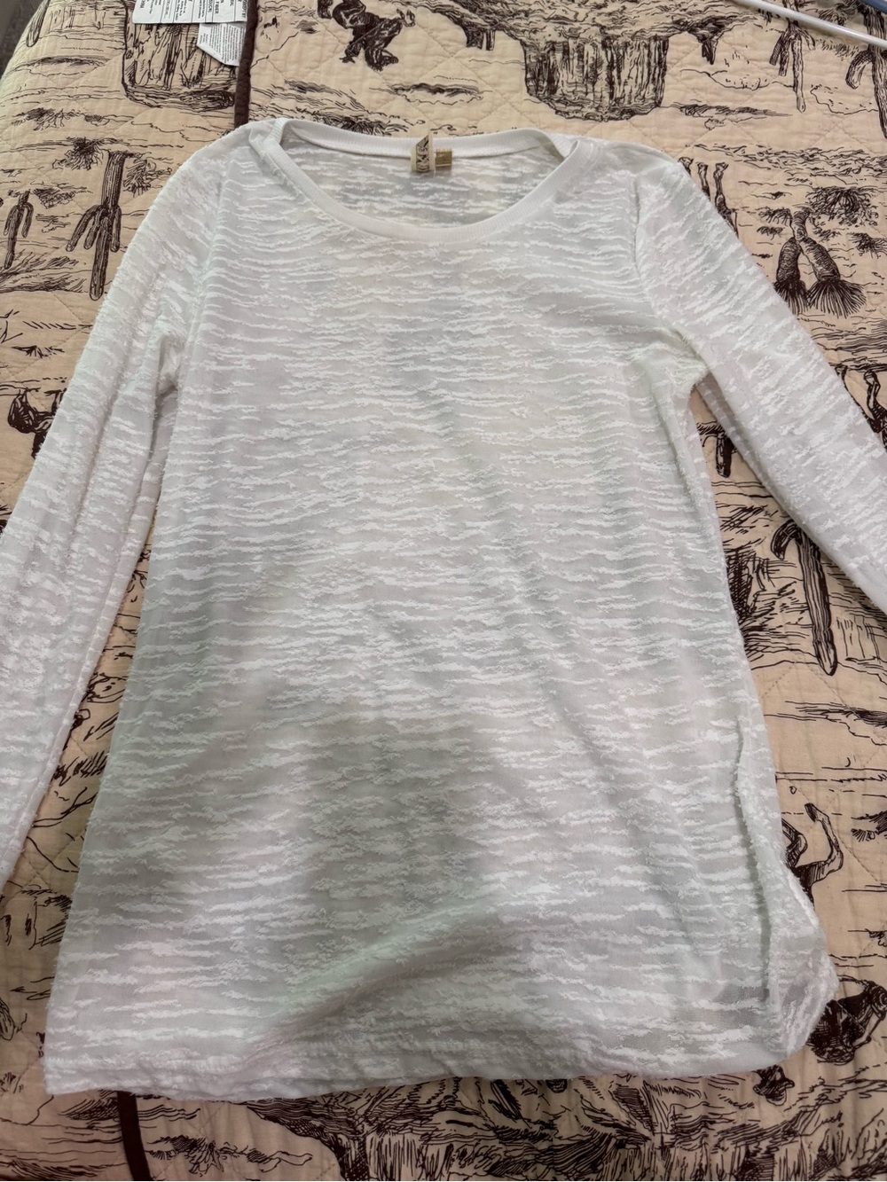 BKE White Sheer Textured Long Sleeve Tee